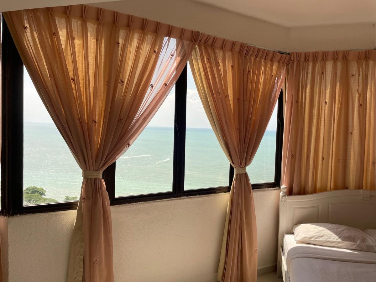 Apartamento The Ferringhi Sea View At Sri Sayang Batu Ferringhi Exterior foto