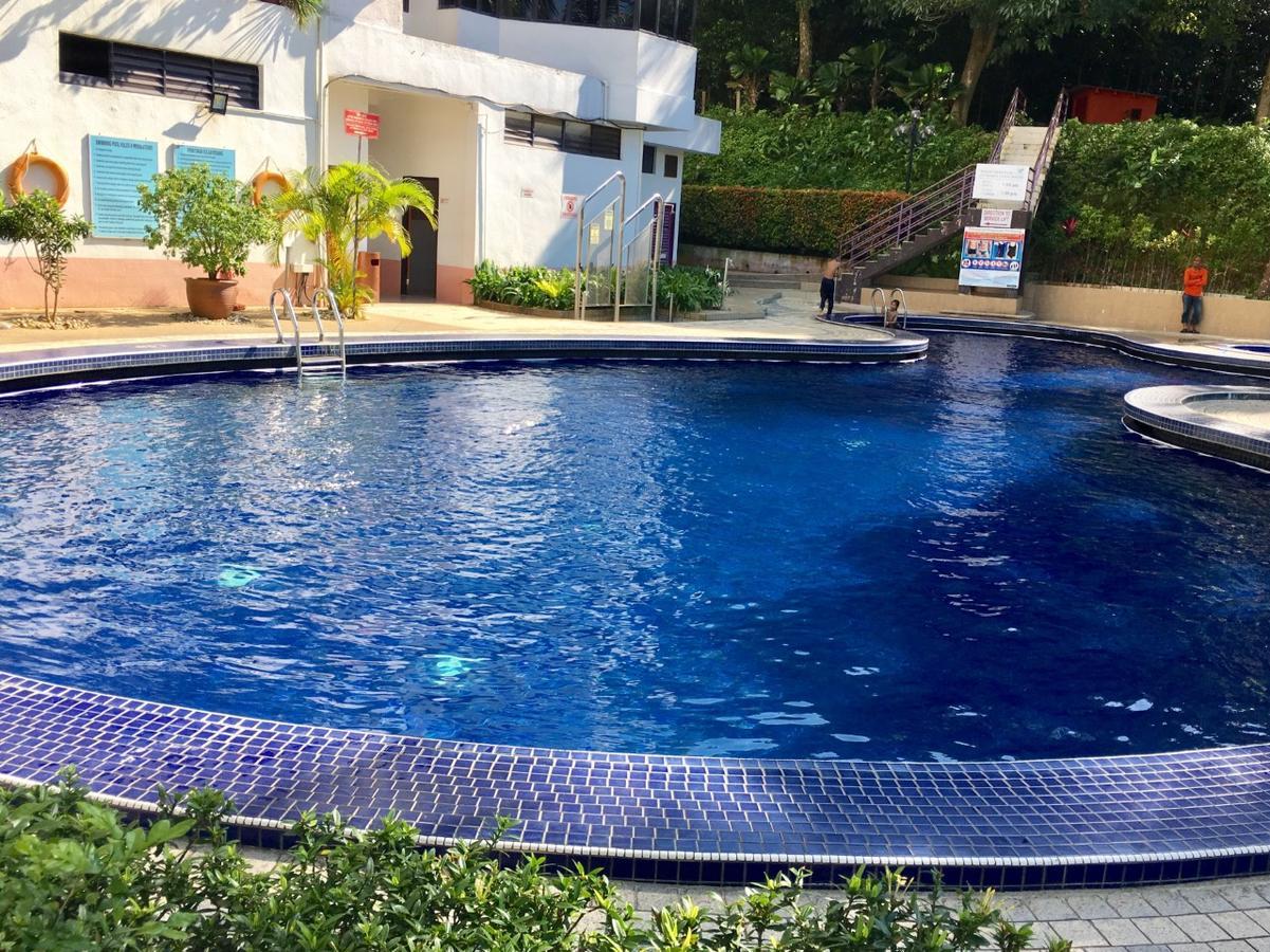Apartamento The Ferringhi Sea View At Sri Sayang Batu Ferringhi Exterior foto