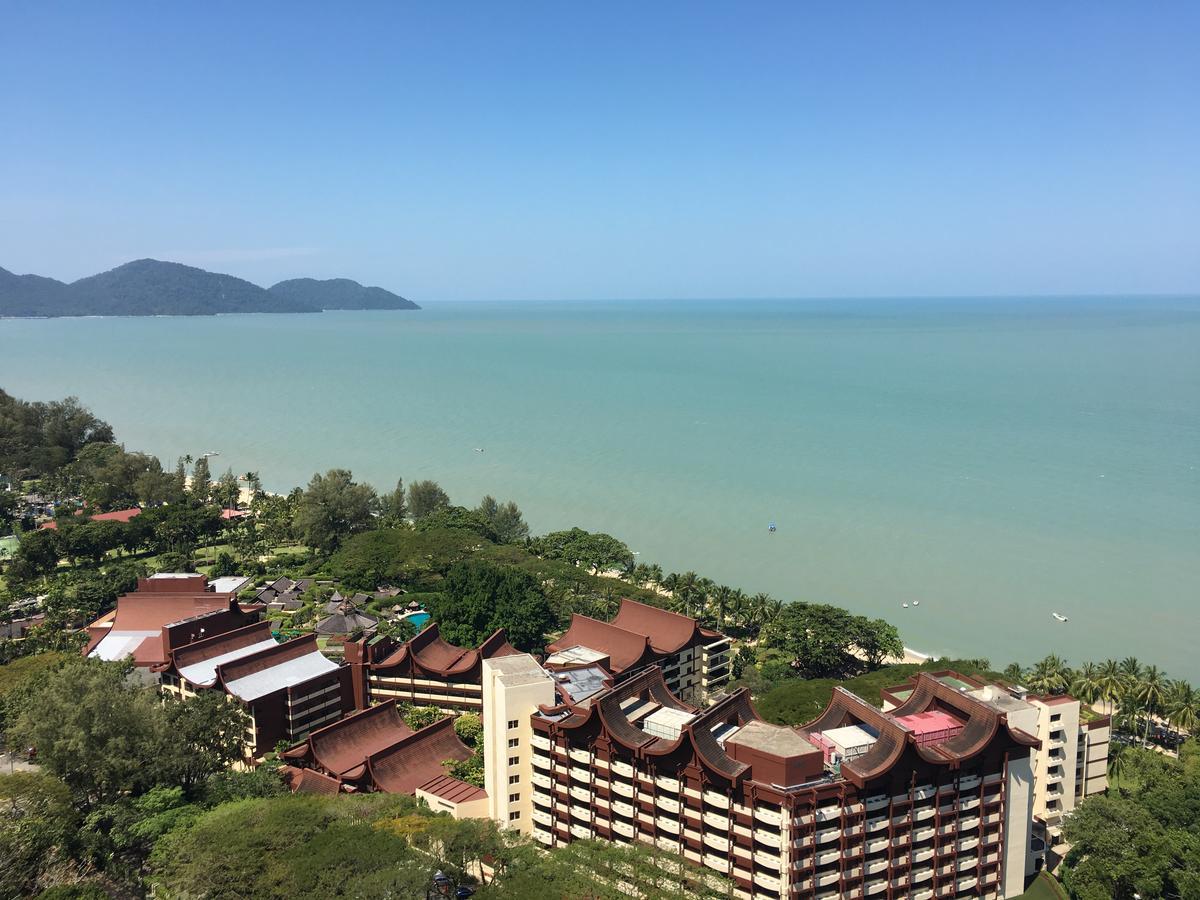 Apartamento The Ferringhi Sea View At Sri Sayang Batu Ferringhi Exterior foto