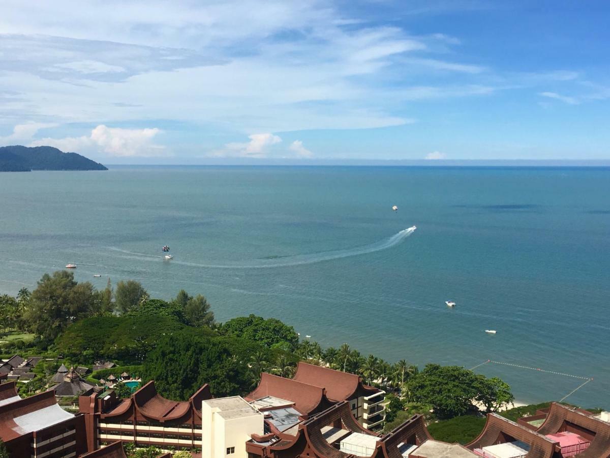 Apartamento The Ferringhi Sea View At Sri Sayang Batu Ferringhi Exterior foto